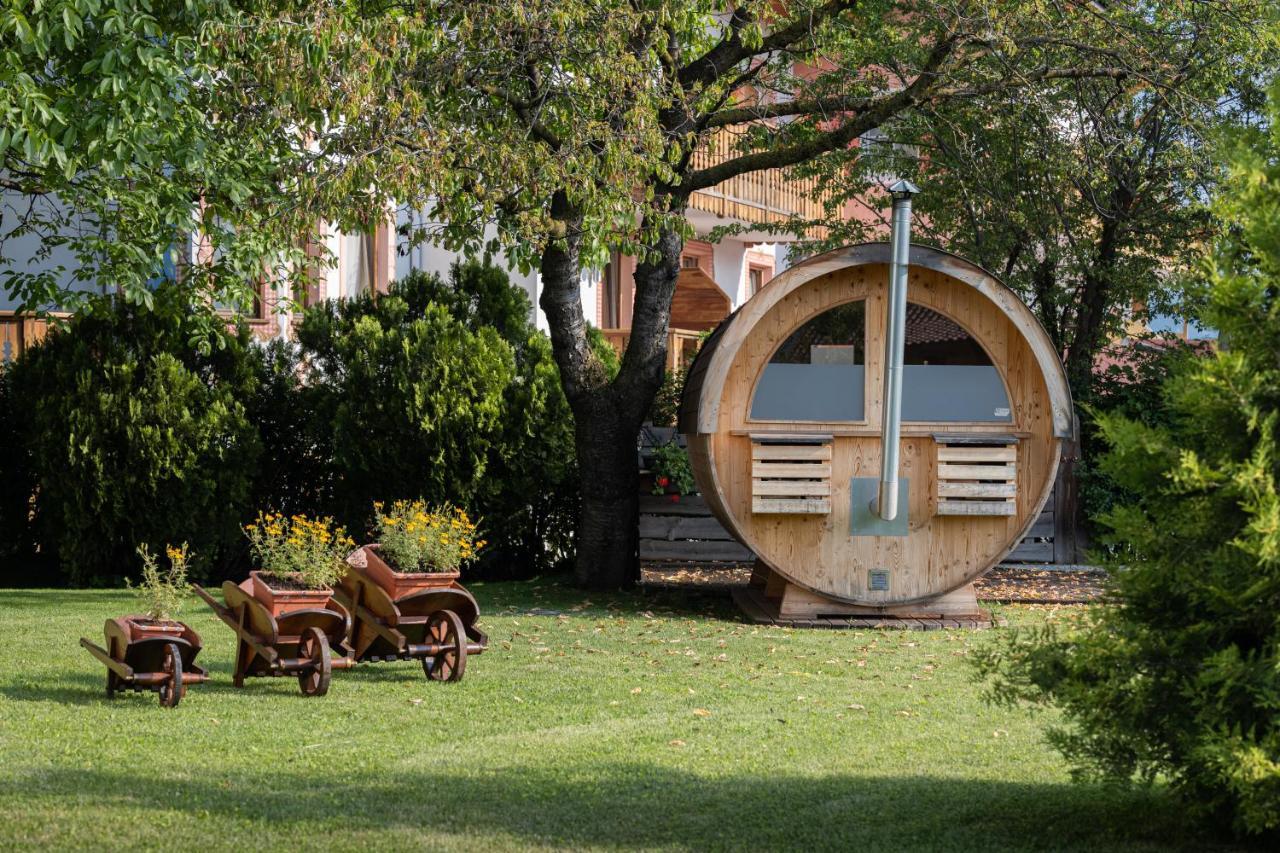 Piccolo Orso Bruno Bed & Breakfast Cavareno Ngoại thất bức ảnh